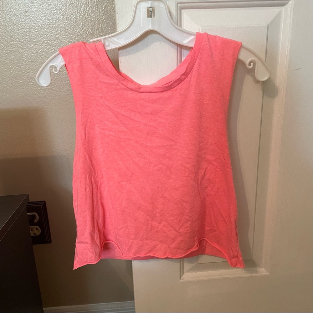 Women’s Pink Muscle Tank Top